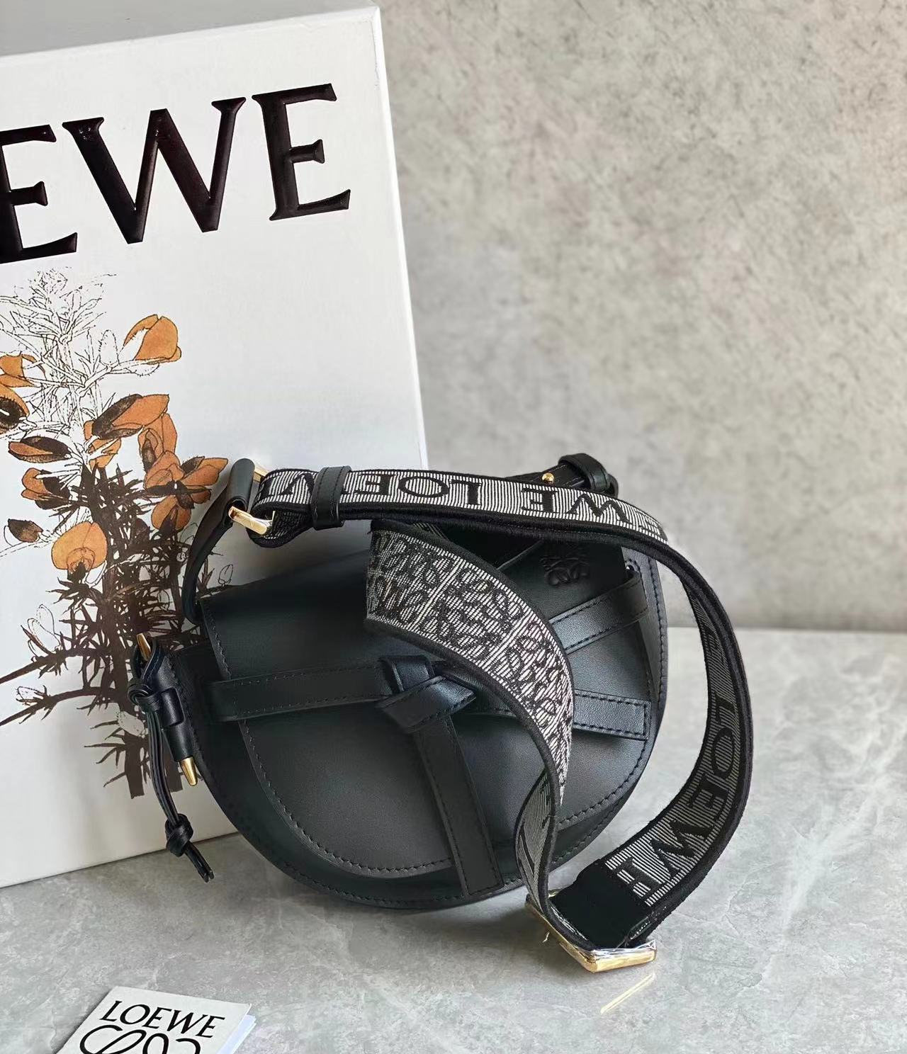 20240403 LOEWE肩背包手提包 海外專櫃原單代購  共8色