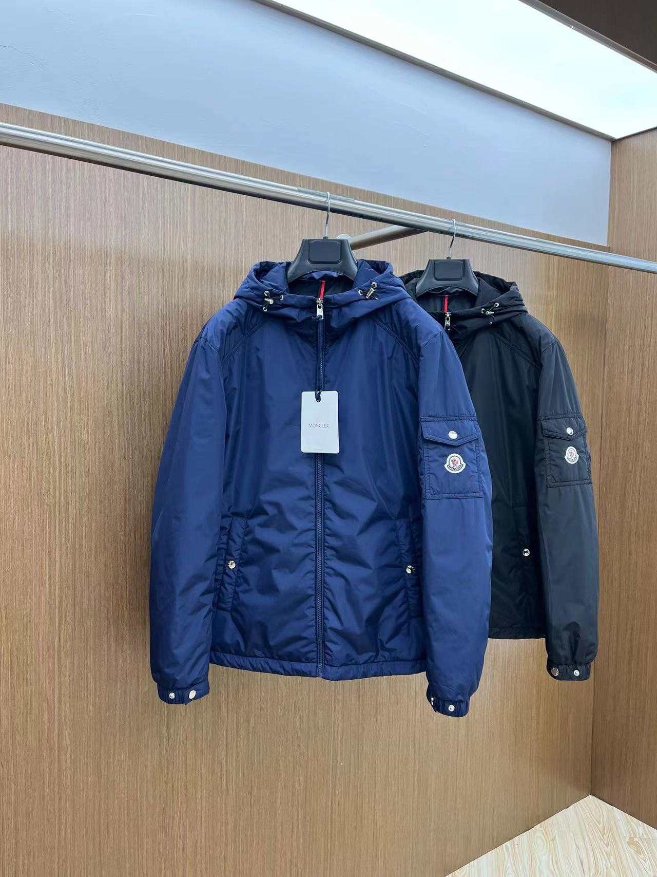 20240730 蒙口 Moncler潮流T恤短袖短褲長袖外套 海外原單免稅平行輸入 歐美代購 台北101專櫃官網同步在售