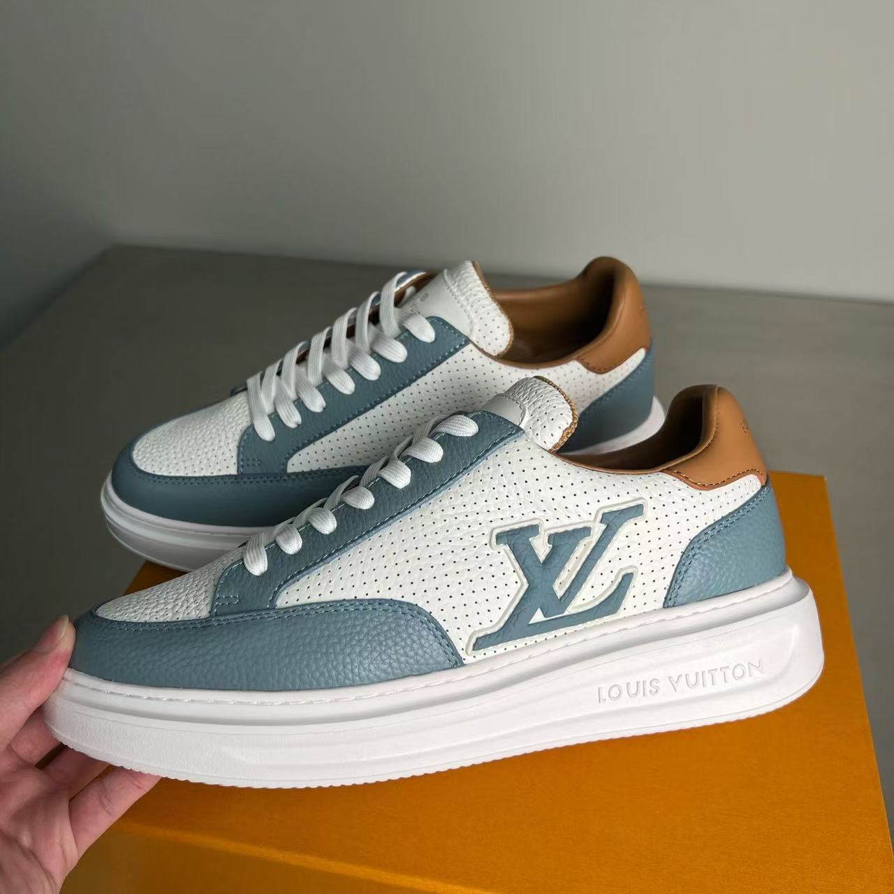 20250314 LV 2025 潮流休閒時尚運動鞋 海外原單免稅平行輸入 歐美代購 台北101專櫃官網同步在售